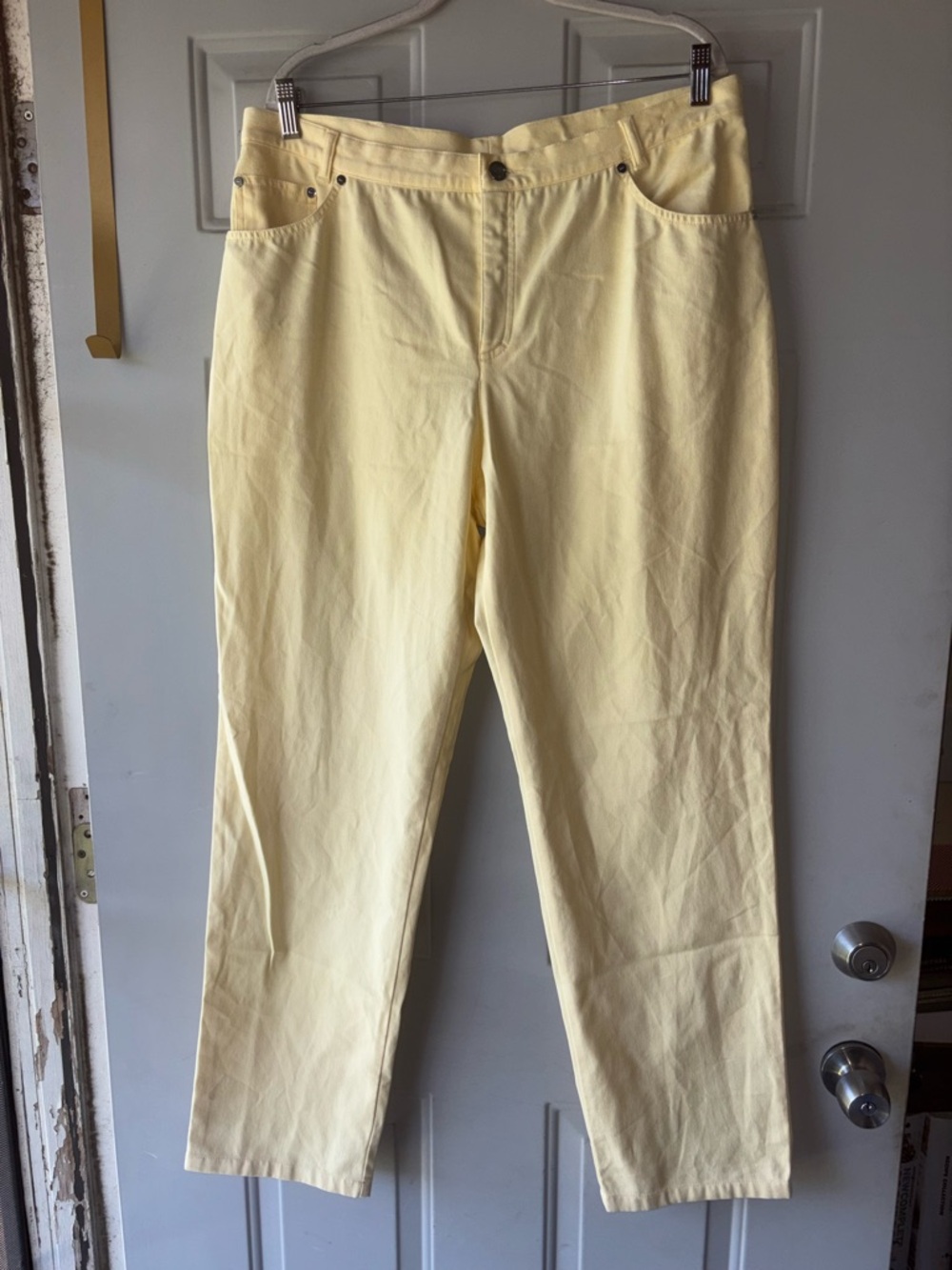 Lucia yellow loose fit pants size 16